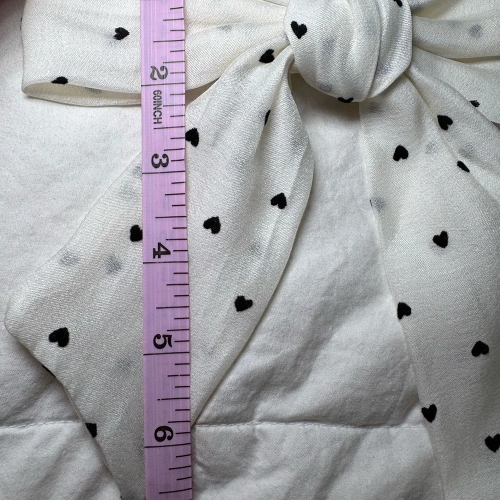 Women’s hair accessories white with black hearts bow